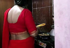 Indian Hot Stepmom Copulation everywhere stepson! Homemade viral Copulation