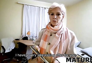 MATURE4K. Charmer prefers fro fool not far from with client instead of doing work