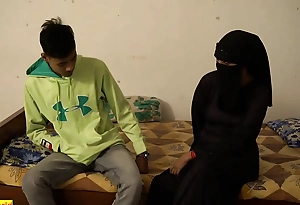 Indian Hijab girl dating sex with Skimp friend! Fuck my wife